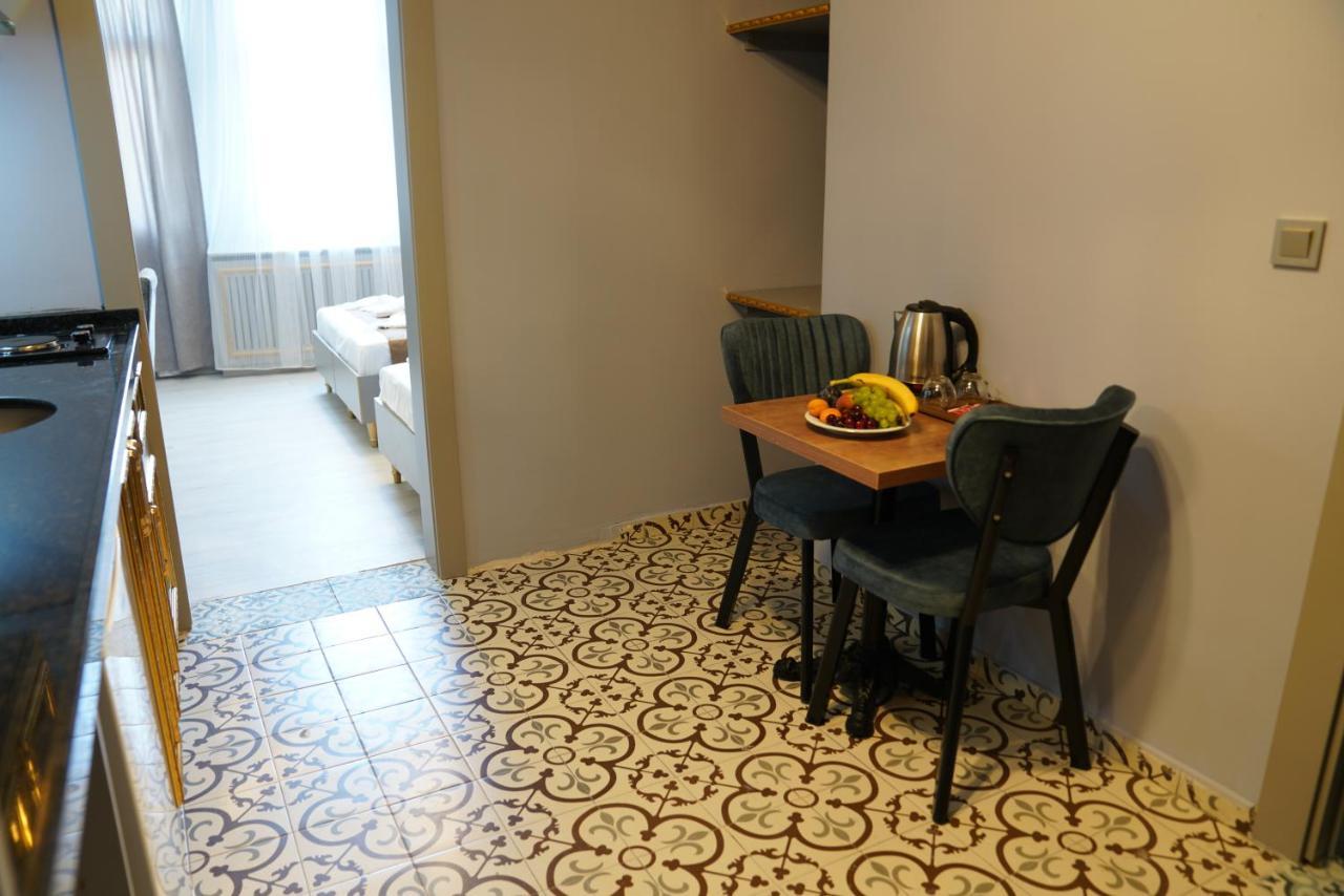 Taksim Maria Suit Hotel Истанбул Екстериор снимка