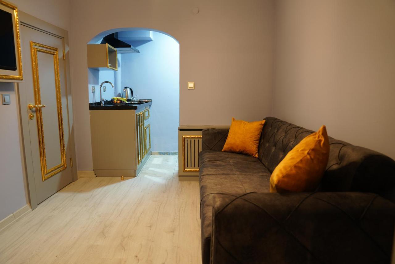 Taksim Maria Suit Hotel Истанбул Екстериор снимка