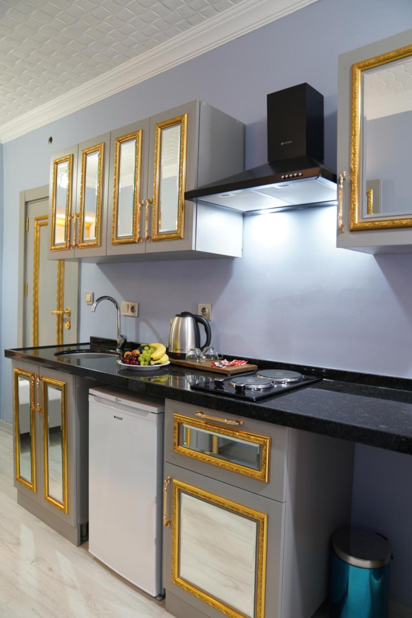 Taksim Maria Suit Hotel Истанбул Екстериор снимка