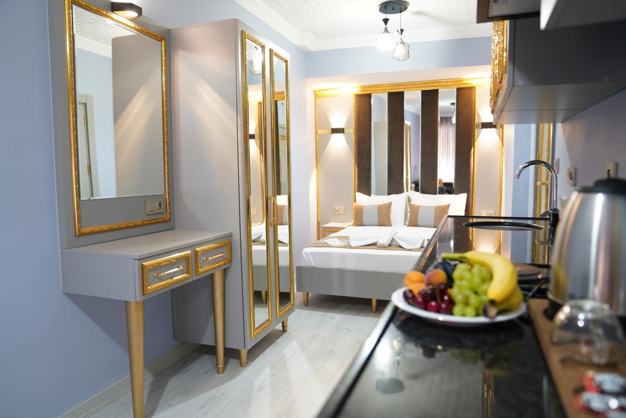 Taksim Maria Suit Hotel Истанбул Екстериор снимка